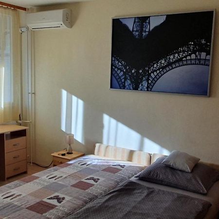 Hegyalja Apartman Zalaegerszeg Exteriör bild
