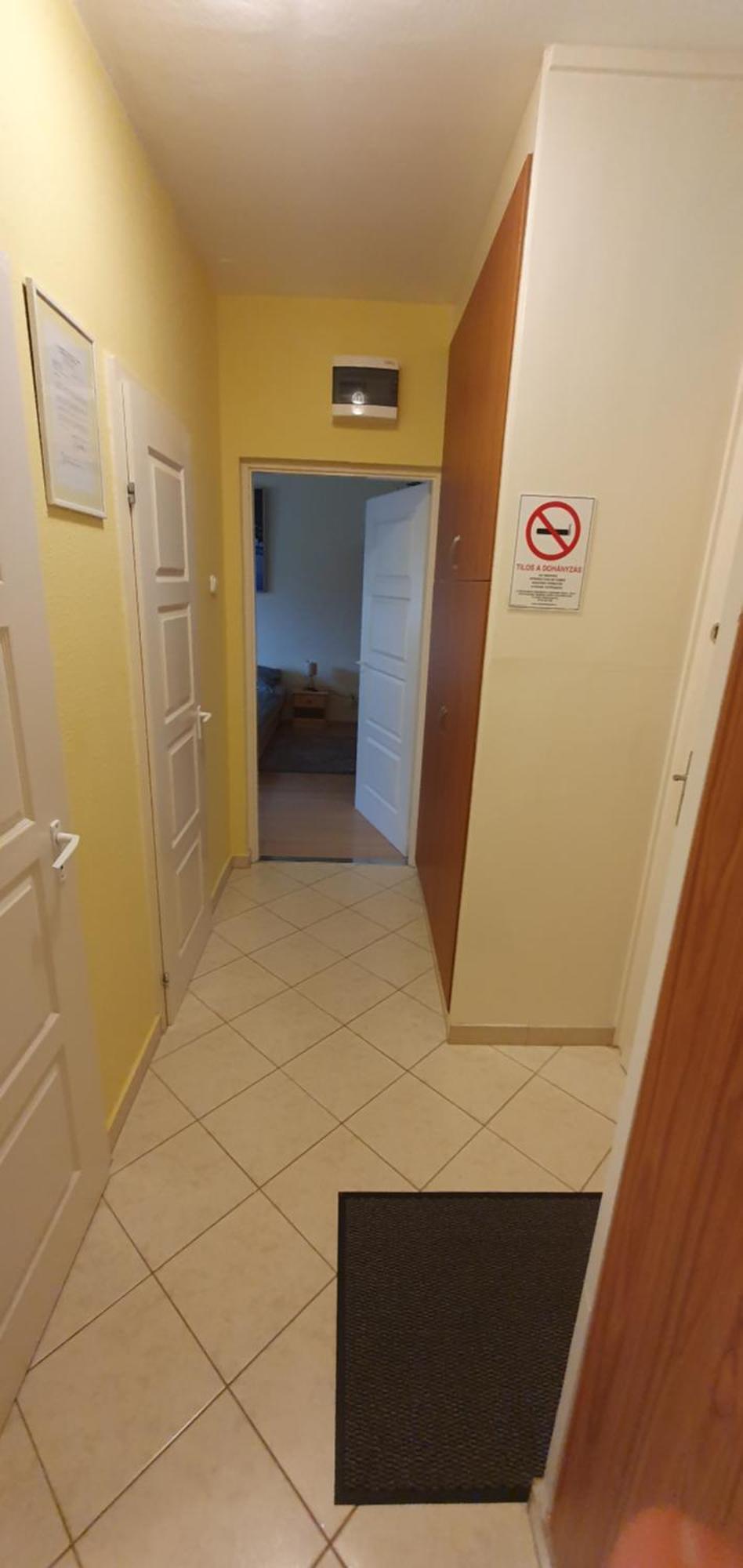 Hegyalja Apartman Zalaegerszeg Exteriör bild