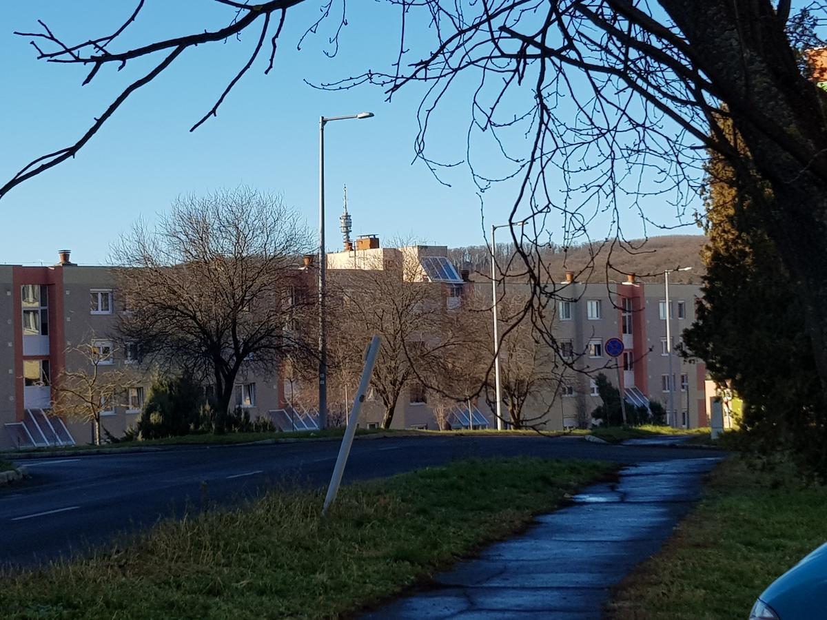 Hegyalja Apartman Zalaegerszeg Exteriör bild